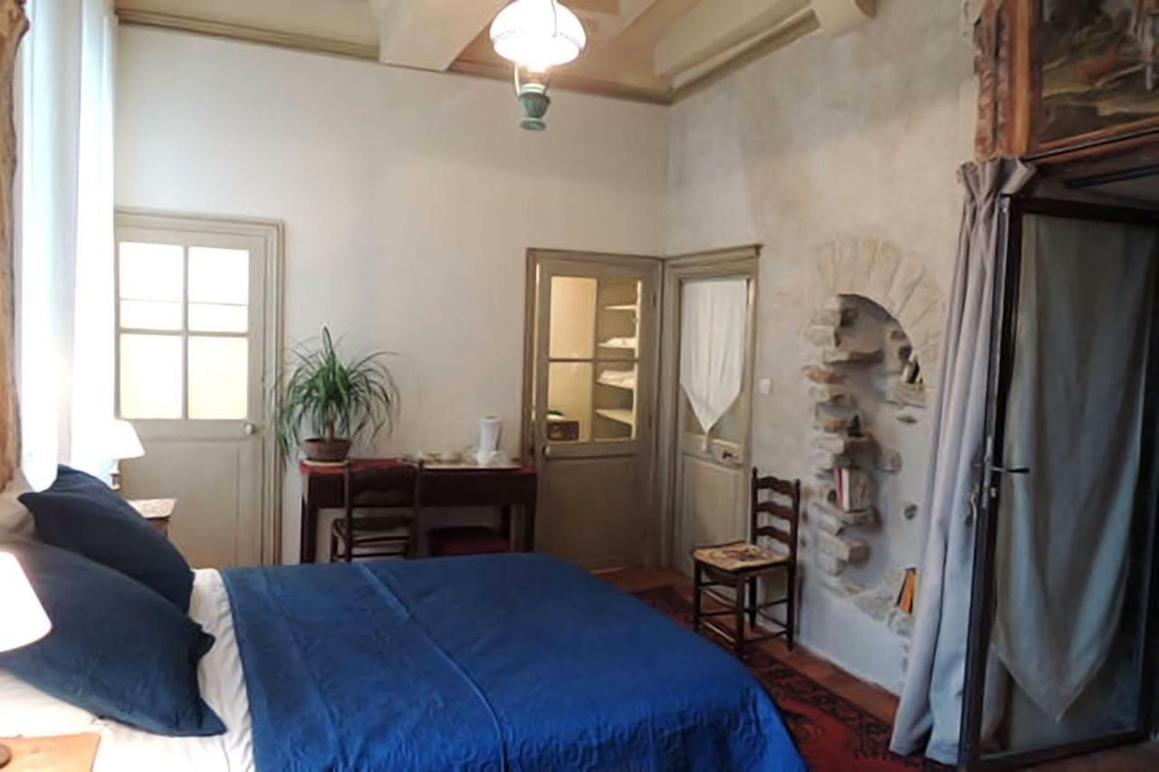 Maison Romane 1136 Cluny Ngoại thất bức ảnh