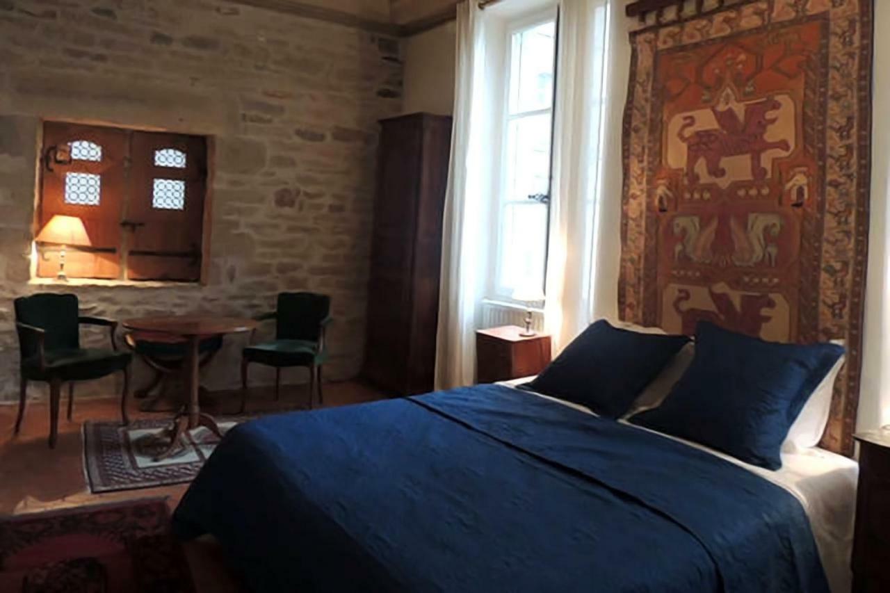 Maison Romane 1136 Cluny Ngoại thất bức ảnh